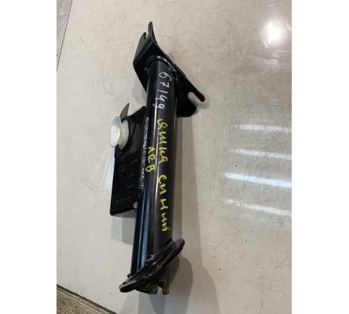 Кронштейн сиденья (левый)