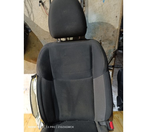 Сиденье переднее правое