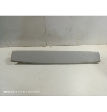 Обшивка крышки двери багажника