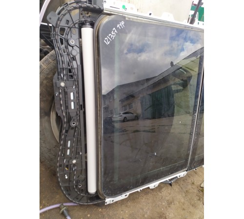 Люк крыши электрический (панорама) в сборе