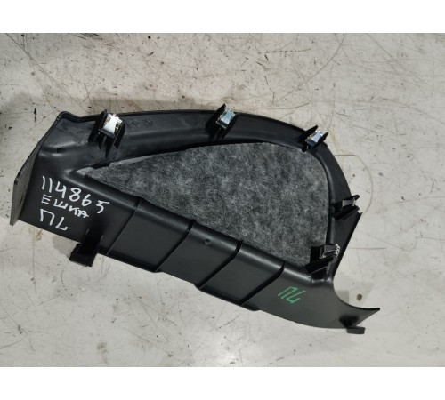 Накладка торпедо боковая левая