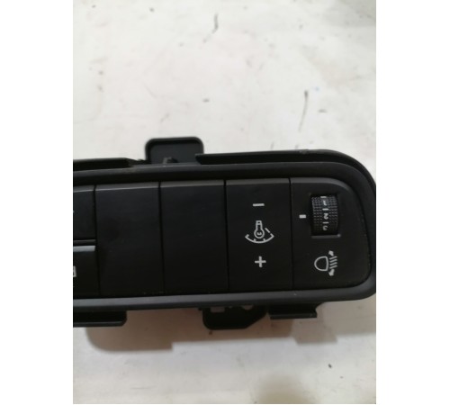 Блок кнопок корректора фар