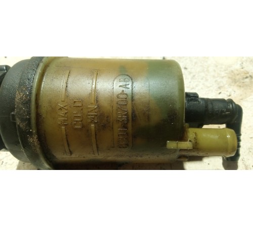 Бачок гидроусилителя