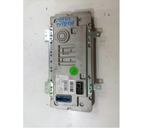 Панель комбинации приборов, дисплей