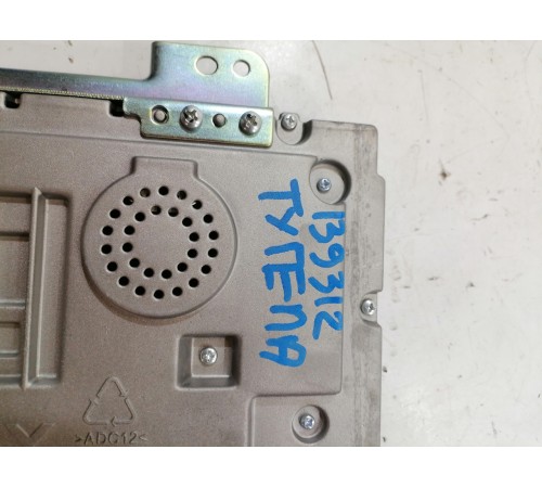 Панель комбинации приборов, дисплей