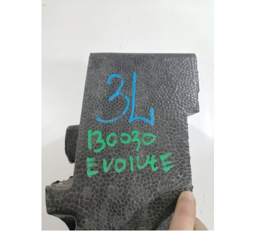 Наполнитель (пенопласт) багажника задний левый