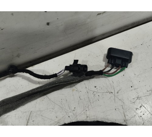 Электропроводка двери задняя левая