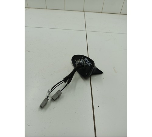 Антенна крыши плавник