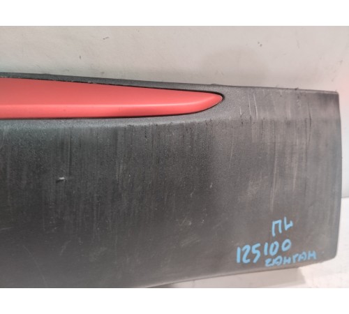 Накладка двери передняя левая