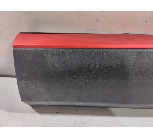 Накладка двери передняя левая