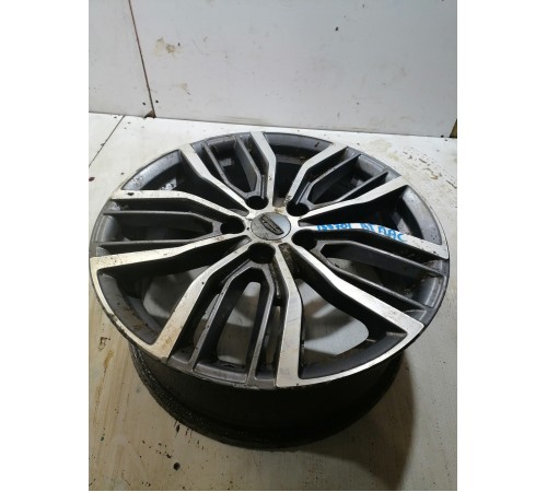 Диск литой R18