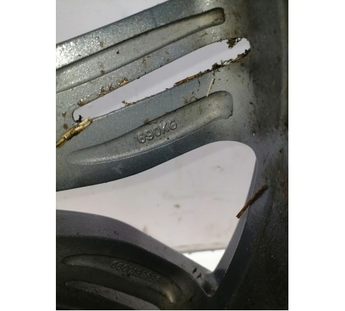 Диск литой R18