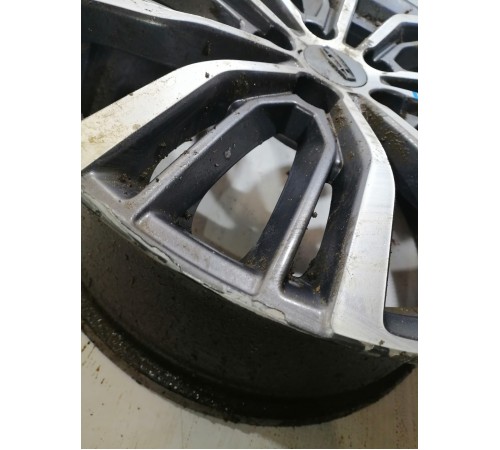 Диск литой R18