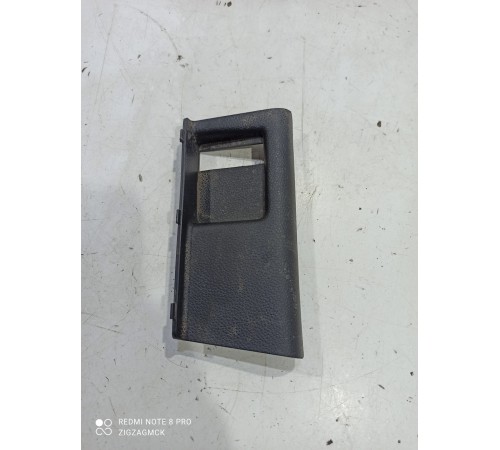 Обшивка багажника правая