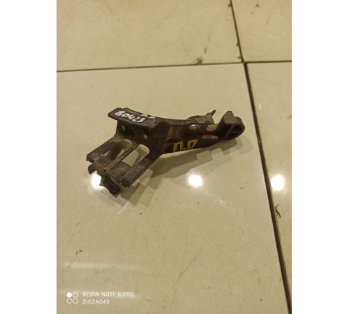 Кронштейн датчика ABS(передний правый)