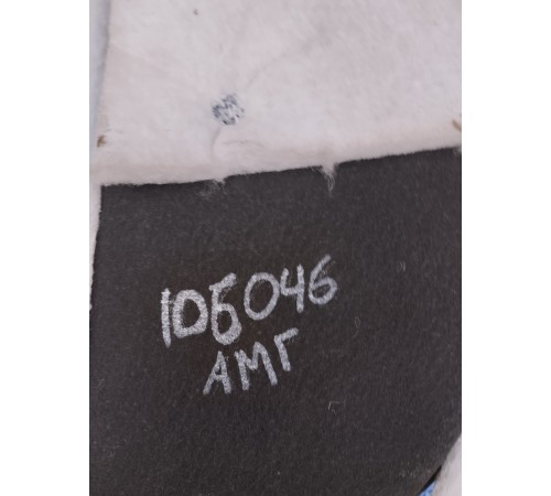 Обшивка багажника правая