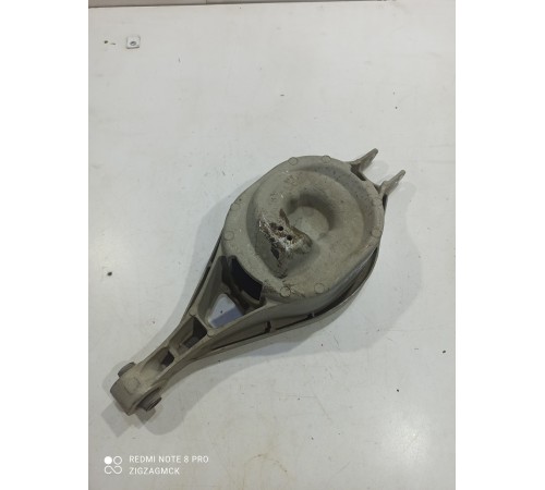 Рычаг подвески(задний правый)