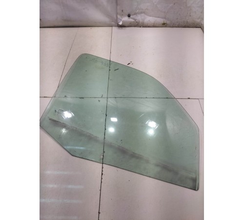 Стекло двери (переднее, правое)