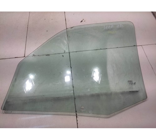 Стекло двери (переднее, правое)