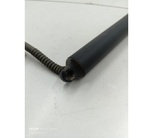 Амортизатор крышки багажника