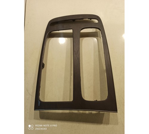 Накладка центральной консоли(декоративная)