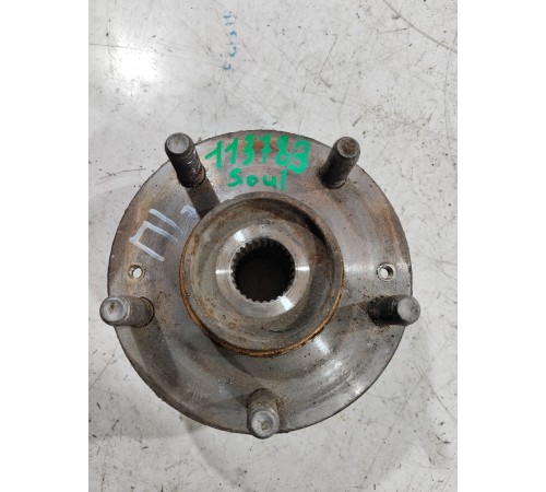 Ступица передняя левая