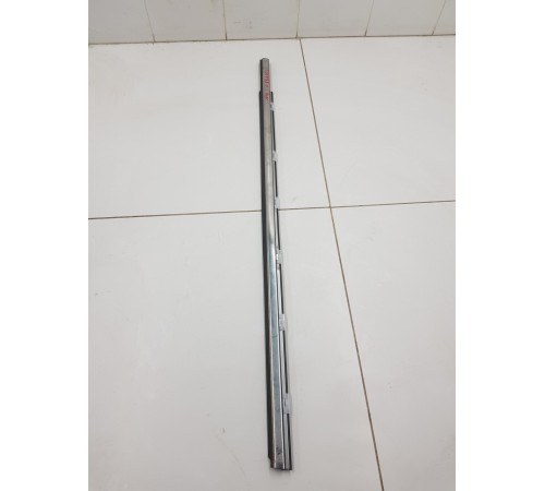 Молдинг стекла передний левый