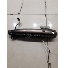 Ручка двери (передняя левая внешняя)