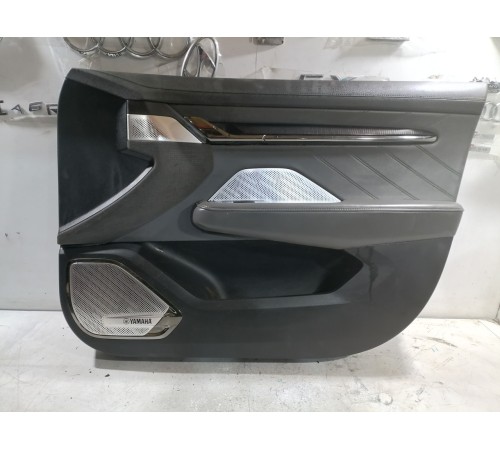 Обшивка (карта) двери передняя правая