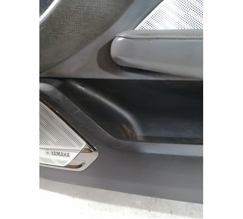 Обшивка (карта) двери передняя правая