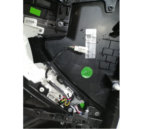 Обшивка (карта) двери передняя правая