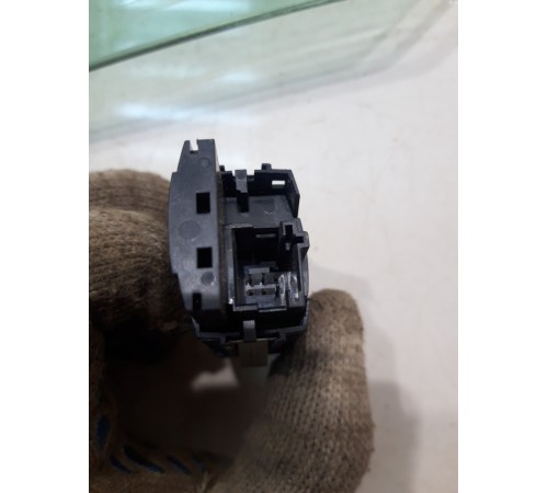 Кнопка аварийной сигнализации