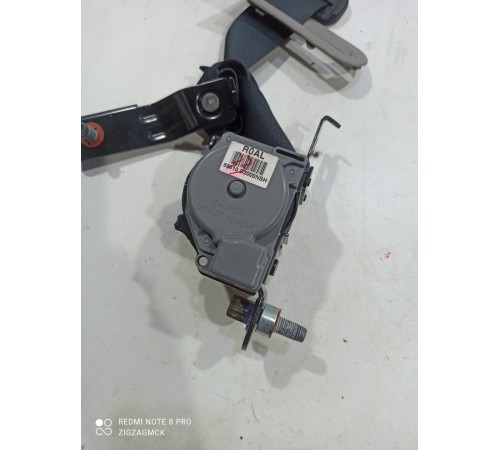 Ремень безопасности (задний левый)