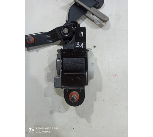 Ремень безопасности (задний левый)