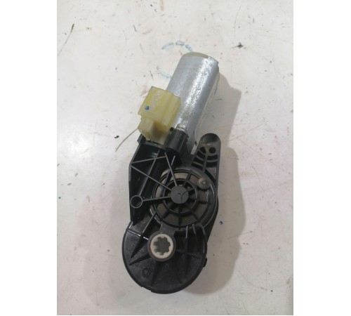 Моторчик регулировки переднего правого сиденья