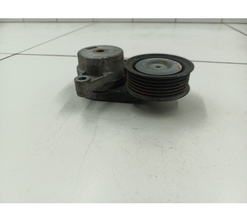 Ролик натяжителя