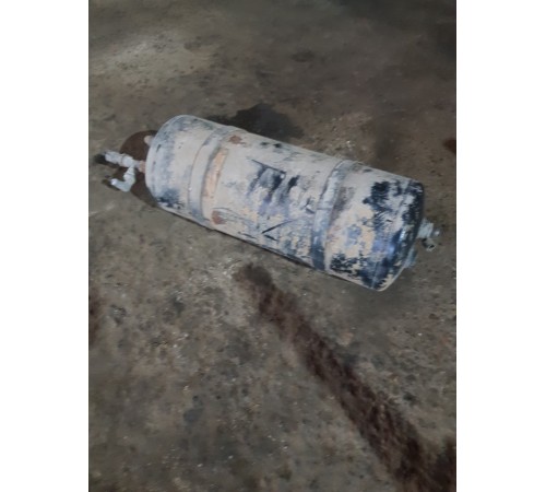 Воздушный резервуар балон левый