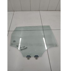 Стекло двери заднее правое