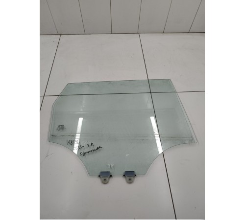 Стекло двери заднее правое