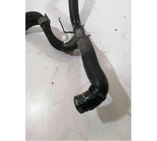 Патрубок системы охлаждения