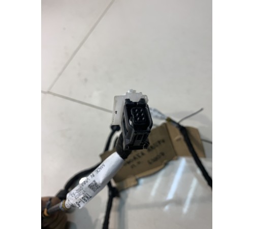 Электропроводка двери (передняя, правая)