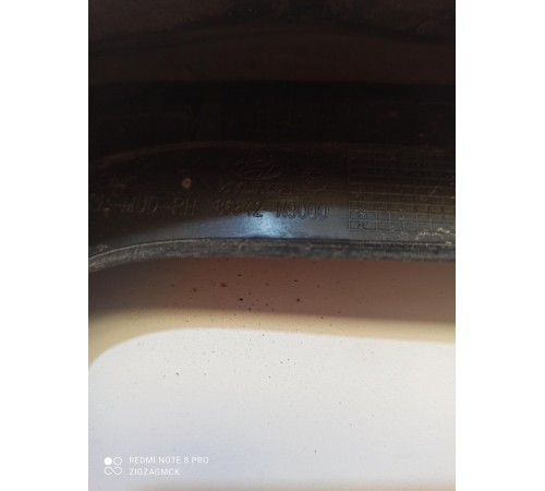 Брызговик задний правый