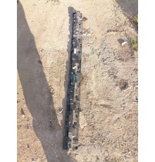 Кронштейн накладки порога правый