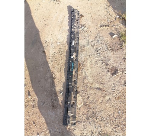 Кронштейн накладки порога правый