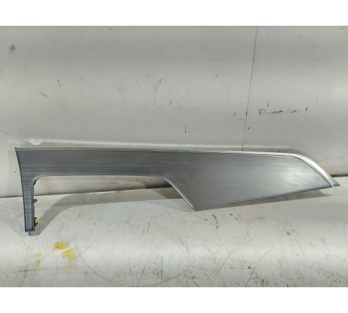 Накладка обшивки двери задняя левая