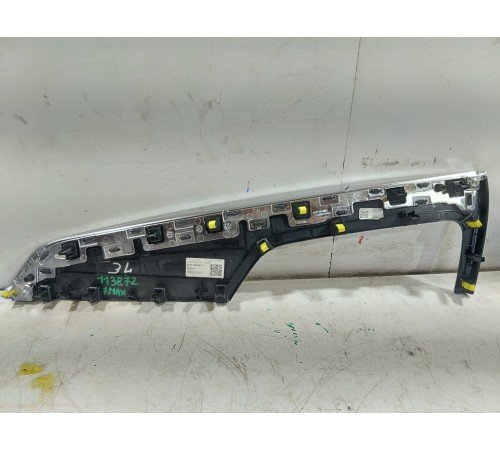 Накладка обшивки двери задняя левая