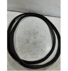 Уплотнитель багажника