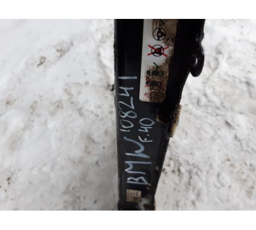 Балка подвески передняя (подрамник)