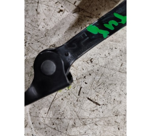 Ограничитель двери передний правый