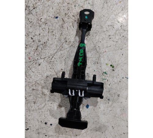 Ограничитель двери передний правый